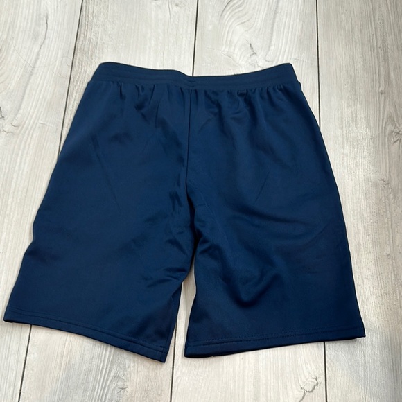 NWOT Under Armour Boys UA Pennant Shorts - Picture 3 of 5